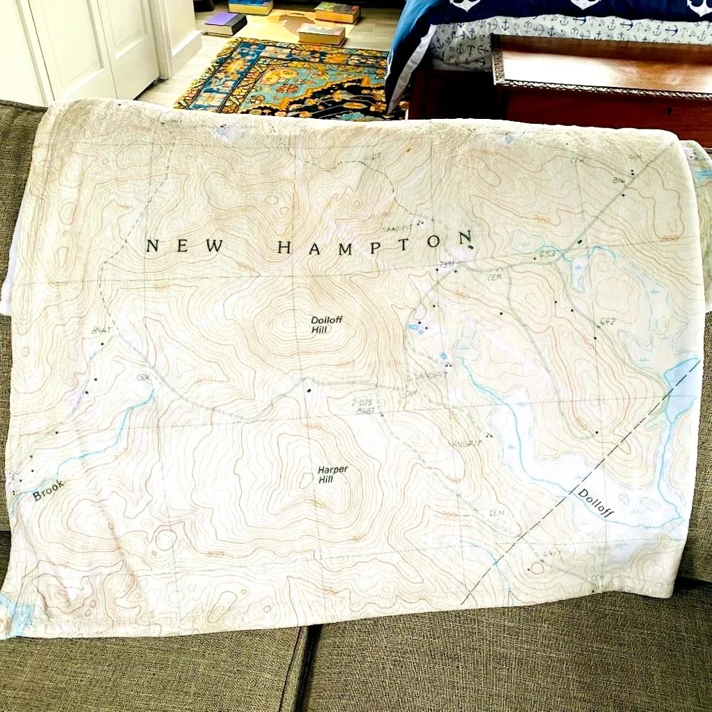 NEW without TAGS PLUSH Lake Waukewan, NH Blanket